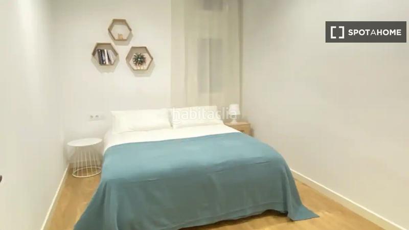 Foto b115fbe2-0f6d-42c3-88f9-4d2562174f17. Location appartement avec chauffage dans Carmel Barcelona