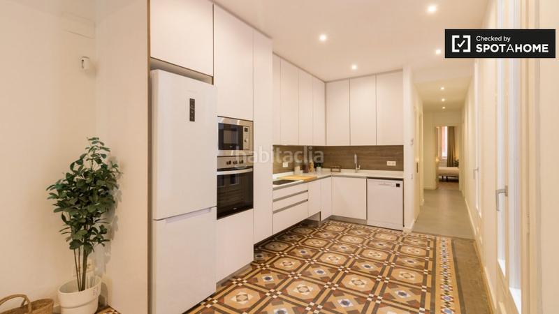 Foto 2a73234c-3b04-457d-8c7f-ff4783639da7. Rent flat with heating in Raval Barcelona