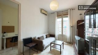 Miete Etagenwohnung in La Nova Esquerra de l´Eixample. Piso de 4 habitaciones, la nova esquerra de leixample