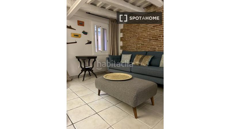 Foto d5813279-6ee6-4a5a-8263-29fb571ad84c. Rent flat with heating in Gòtic Barcelona