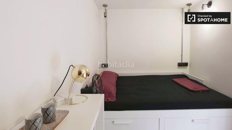 Foto fe35dcc8-3b5e-429a-8adc-09c6fd6fe2a4. Affitto appartamento con riscaldamento in Sants Barcelona