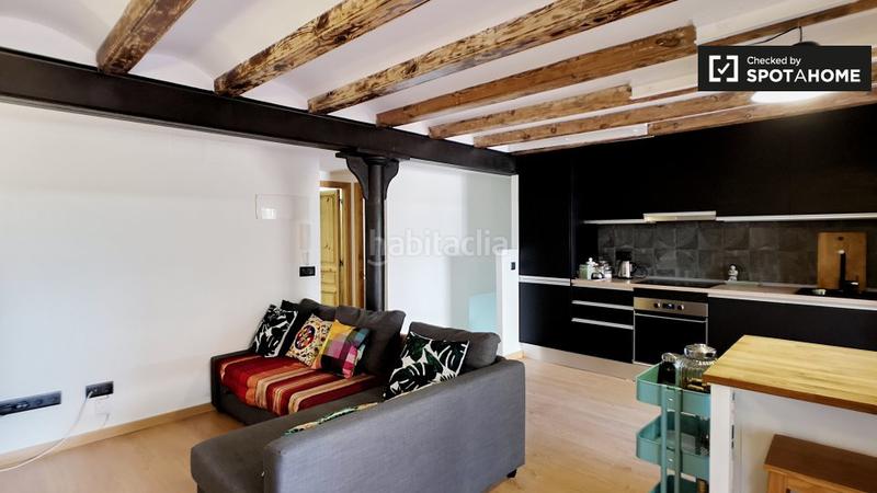 Foto 0eeff5a2-950d-4287-b6b2-a39f464c1fe9. Rent flat with heating in Sants Barcelona