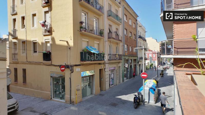 Foto d9167e57-6c26-4885-b925-521aea43f917. Rent flat with heating in Sants Barcelona