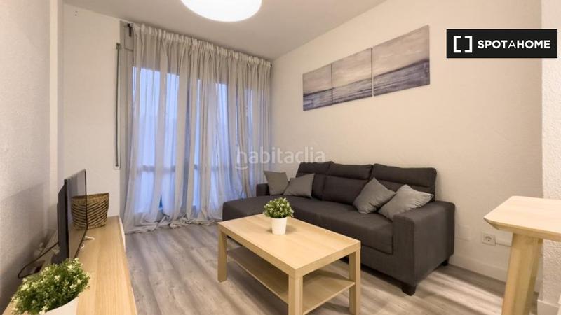 Foto 535df1df-0af7-41b0-89e5-e0fbdc0325b7. Alquiler piso apartamento de 3 dormitorios en alquiler en poblenou, . en Barcelona