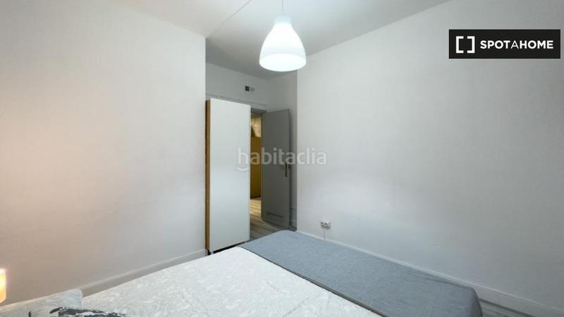 Foto dbe334ca-a970-4f81-a3e8-5da8f091d240. Alquiler piso apartamento de 3 dormitorios en alquiler en poblenou, . en Barcelona