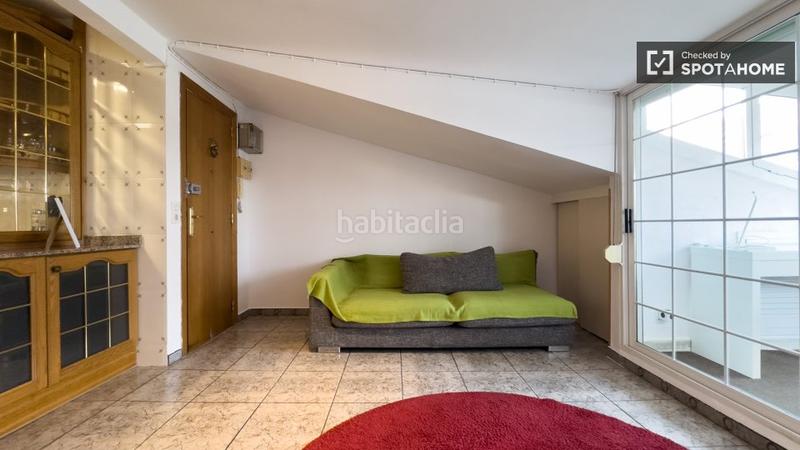 Foto 908363da-5f3d-47a0-a5d9-1ba9011e17d3. Lloguer pis amb calefacció a Hostafrancs Barcelona
