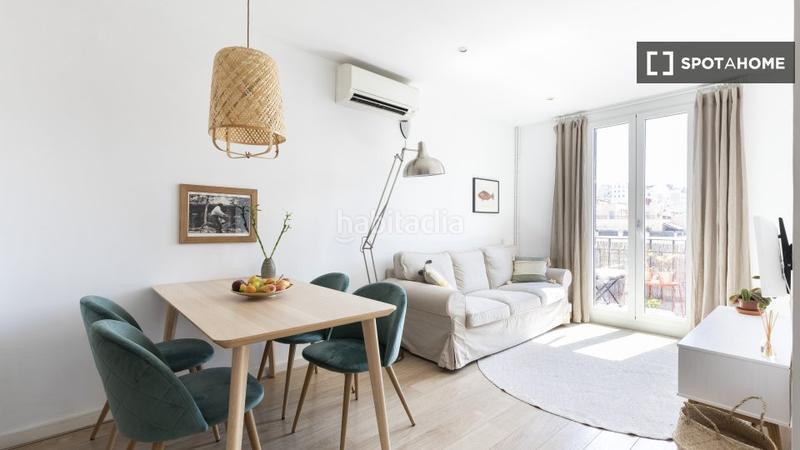 Foto 02e0b76b-6967-40e1-87db-fdd9a2d6372d. Alquiler piso  en alquiler de 2 habitaciones en el poble sec, . en Barcelona