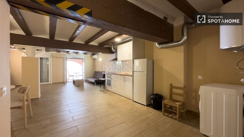 Alquiler Piso  en  Raval. Estudio en alquiler en el raval, barcelona