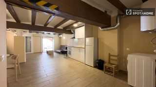 Rent Flat in Raval. Estudio en alquiler en el raval, barcelona