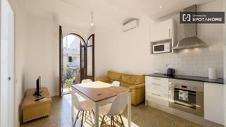Rent Flat in Sagrada Família. Apartamento de 2 habitaciones en alquiler en la sagrada familia
