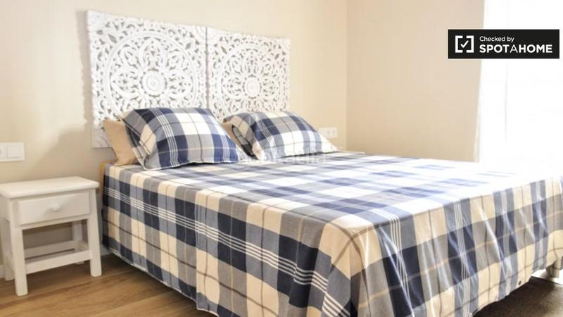 Foto f774372a-f44f-4e27-a216-4ae372709c7d. Rent flat with heating in Gòtic Barcelona