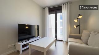 Location Appartement à St. Pere - Sta. Caterina - El Born. Apartamento de 2 dormitorios en alquiler en ciutat vella, barcel