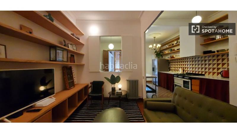 Foto b27d84ae-5c9d-4e01-aad3-bd082498fa66. Rent flat with heating in Sant Antoni Barcelona