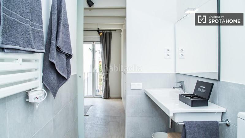 Foto 8438c161-cd7c-4958-a532-313efe219f26. Miete etagenwohnung mit heizung in El Clot Barcelona