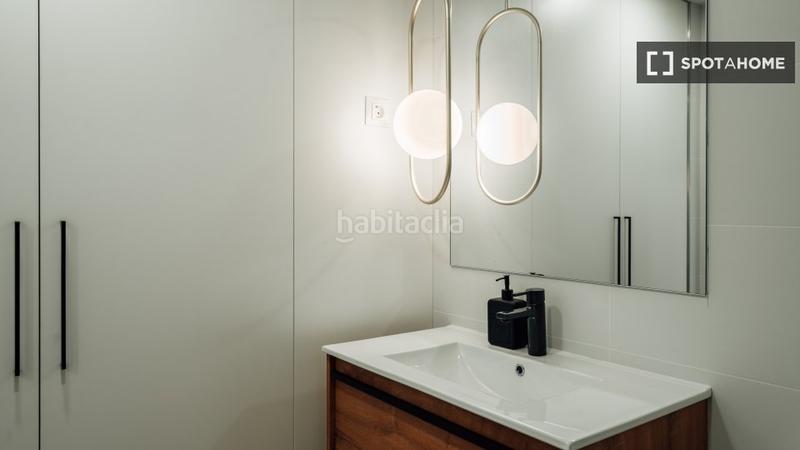 Foto 9f2fe44e-3d7d-45e4-ae5f-872e37a15d0e. Rent flat with heating in Raval Barcelona