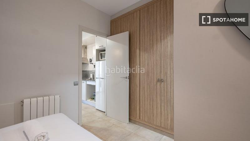 Foto 06c428a1-e7da-48ac-a974-6bb7f38615a8. Rent flat with heating in Sants Barcelona