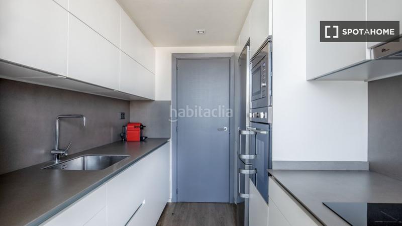 Foto 3f2466b6-74a8-44e8-83a4-72eaf4e5aa4b. Rent flat with heating in Diagonal Mar i el Front Marítim del Poblenou Barcelona