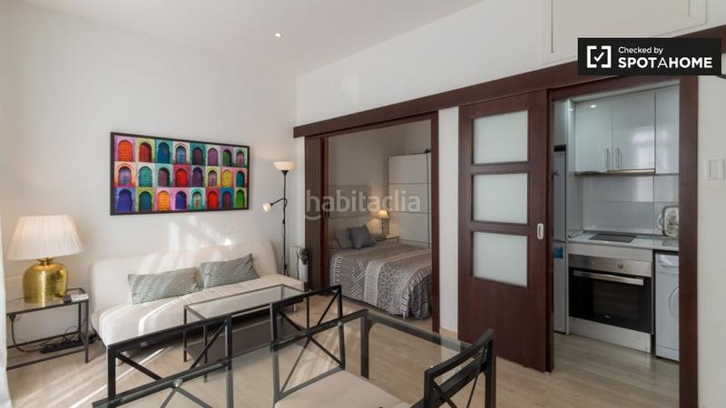 Foto 66a8f268-bb4b-4da7-95ec-537b3516d310. Rent flat with heating in Sant Antoni Barcelona
