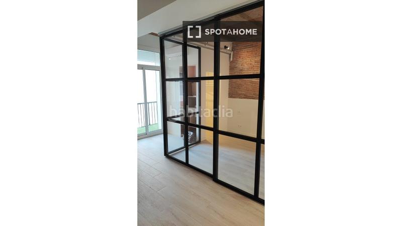 Foto 5292c179-c4e4-487c-a82e-3dd714276946. Alquiler piso estudio en alquiler en Sant Antoni, en Barcelona