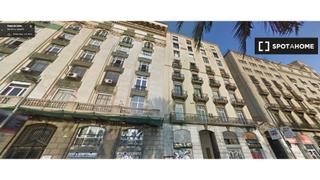 Location Appartement à Gòtic. Impresionante apartamento de 3 dormitorios en alquiler por el pu