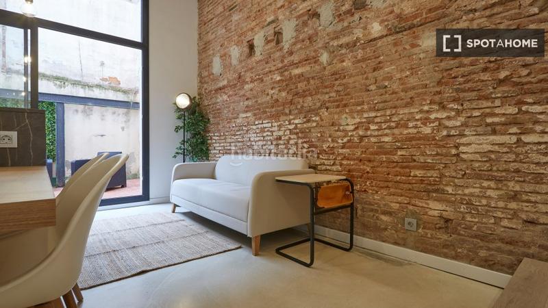 Foto 8ce52a70-02ff-4f01-9a30-c11fb68877ec. Alquiler piso apartamento de 2 dormitorios en alquiler en el Raval, en Barcelona