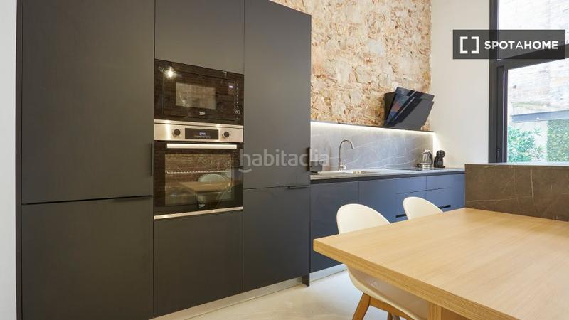 Foto 7a74dc9d-bcb8-4d8f-93ff-862ca8c62b8f. Miete etagenwohnung mit heizung in Raval Barcelona