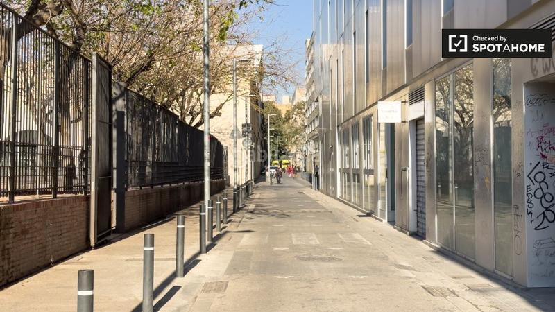 Foto 231feeb1-51ba-4721-a607-6a336039f060. Rent flat with heating in Raval Barcelona