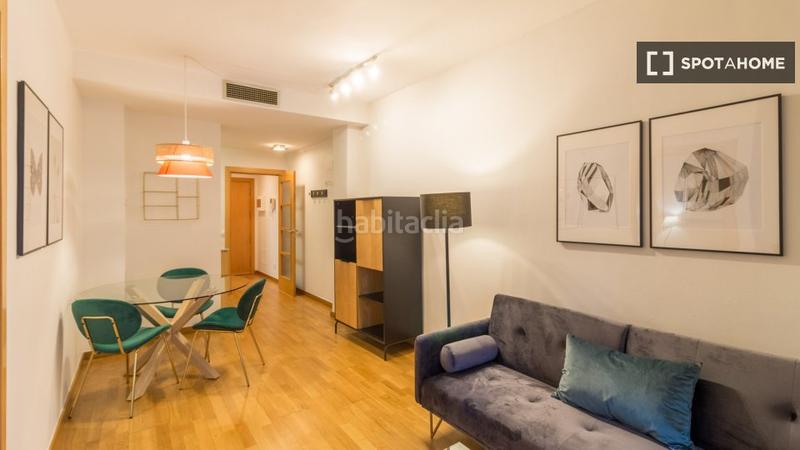 Foto 0d7313db-d89e-449f-b215-ec18b34961a2. Alquiler piso estudio en alquiler en nova esquerra, en Barcelona