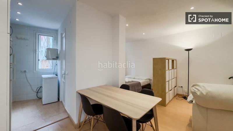 Foto c02f5d36-1a48-41de-9397-5b466e40f50e. Location appartement avec chauffage dans Hostafrancs Barcelona