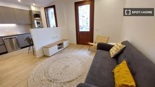 Alquiler Piso en El Camp d´en Grassot i Gràcia Nova. Apartamento de 2 dormitorios en alquiler en gràcia, barcelona