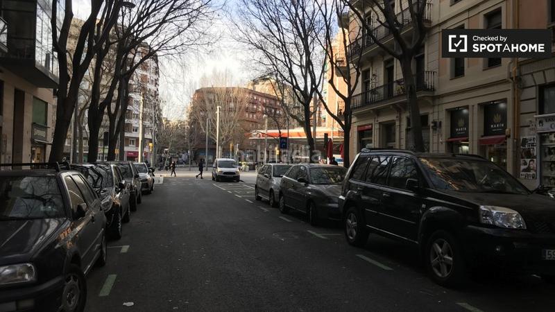 Foto dd3a1078-135d-4d88-970d-f391bb408ffc. Alquiler piso apartamento de 2 dormitorios en alquiler en Sant Antoni, en Barcelona