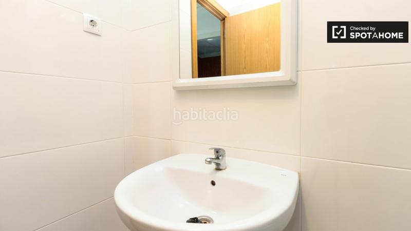 Foto 7e280a7f-5335-48e7-87f8-6659aafecb33. Rent flat with heating in Sant Antoni Barcelona