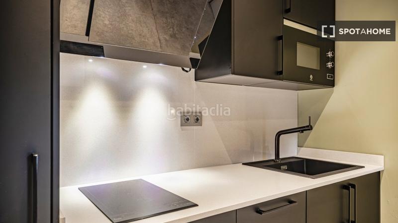 Foto c9d7933e-d4b7-4761-8454-f21173727aef. Affitto appartamento con riscaldamento in Sant Antoni Barcelona