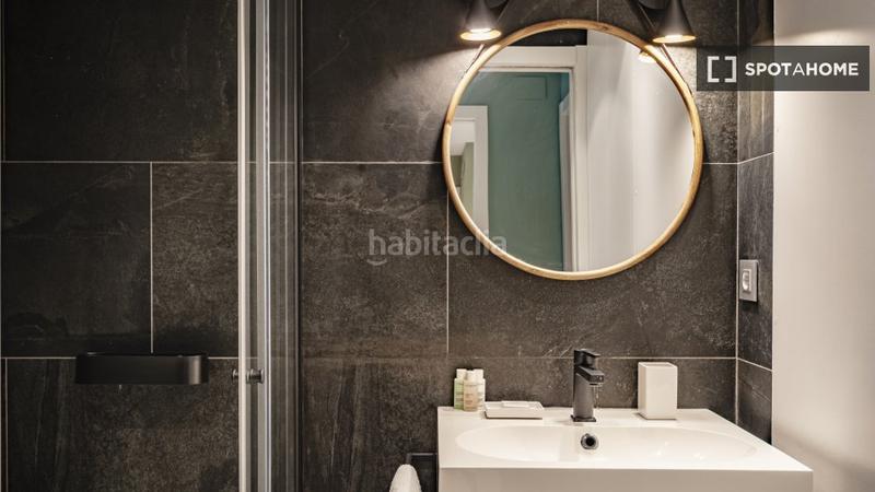 Foto ad45ebf9-f67b-41f5-956b-a212eb40b466. Alquiler piso apartamento de 1 dormitorio en alquiler en el raval, en Barcelona