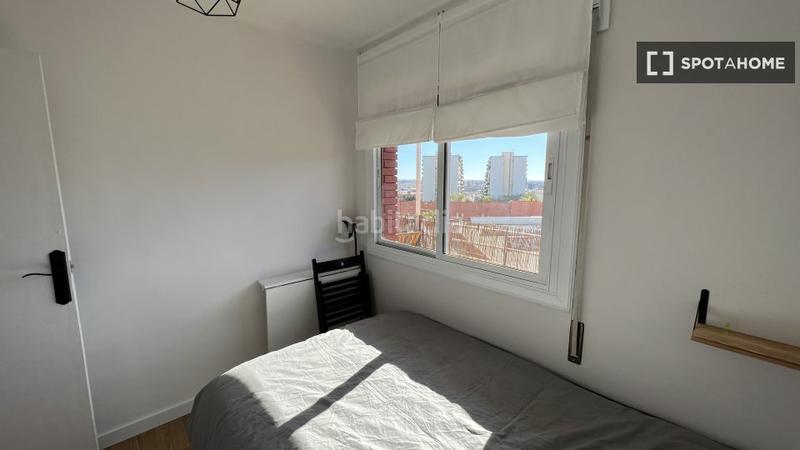 Foto dadb5e18-fccb-4061-980b-b6850b15bf6e. Rent flat with heating in Can Serra Hospitalet de Llobregat (L´)