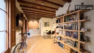 Affitto Appartamento in Raval. Piso de 2 habitaciones en alquiler en el raval, barcelona