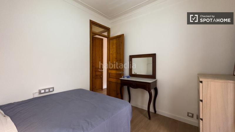 Foto 85f2ed39-33f1-491c-bdaf-3020c63d2c5e. Affitto appartamento con riscaldamento in Raval Barcelona