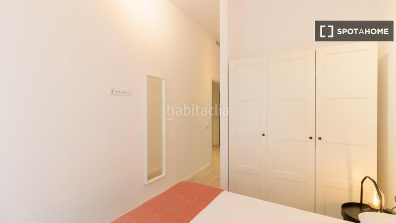 Foto 4a9d77cc-96a8-4c97-825d-0c837ba22896. Location appartement avec chauffage dans Raval Barcelona