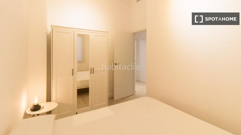 Foto 1e0fcd1c-583f-44aa-9aa4-a87ab6cfbc4a. Miete etagenwohnung mit heizung in Raval Barcelona