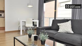 Miete Etagenwohnung in Poblenou. Moderno apartamento de 2 dormitorios en alquiler en poblenou, ba