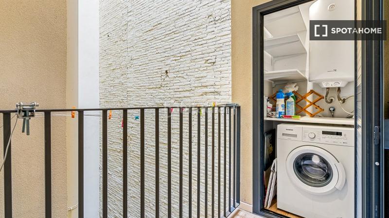 Foto 091eb9d1-2d62-4914-8a38-d141160879bf. Alquiler piso  de 2 habitaciones en alquiler en Hostafrancs, en Barcelona