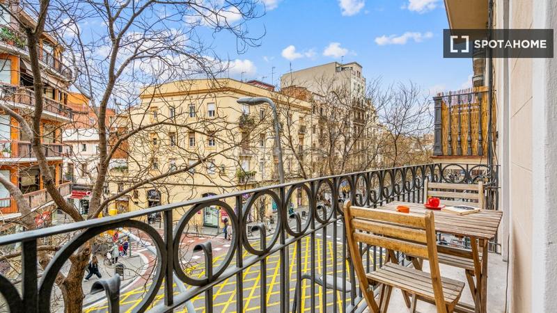 Foto 5d19801f-bf38-4ee6-a4d0-c42b84ff49ca. Location appartement avec chauffage dans Hostafrancs Barcelona