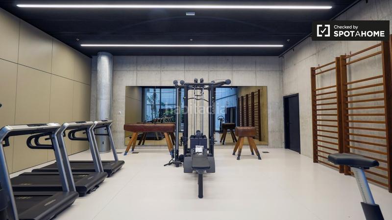 Foto 7a663a73-1db1-433c-bb40-8bcb0e4a90a2. Alquiler piso estudio en alquiler en besòs mar, barcelona en Badalona