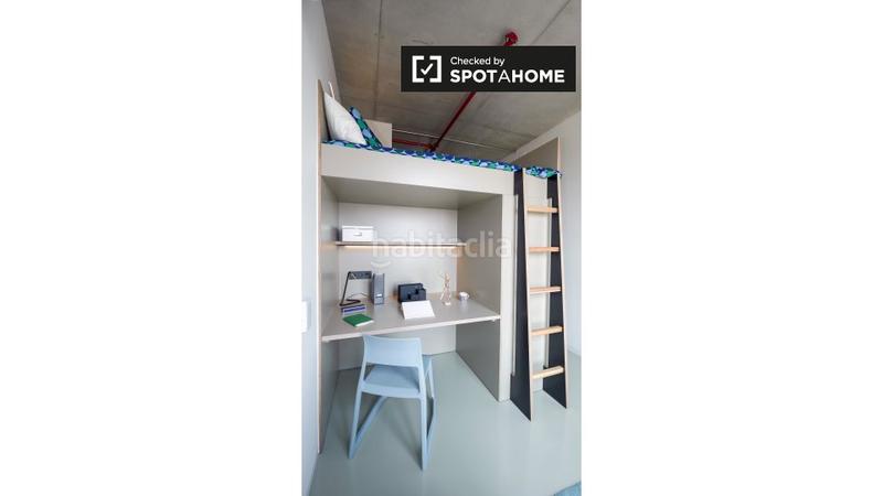 Foto f0482789-4428-4624-b3c1-b2f005eb32fc. Alquiler piso estudio en alquiler en besòs mar, barcelona en Badalona