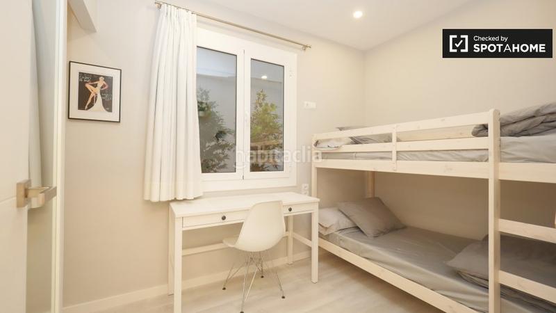 Foto 3c21c7f5-d23b-4bc0-a855-d7ca376ffbcc. Alquiler piso precioso apartamento de 3 dormitorios en alquiler en eixample dreta en Barcelona