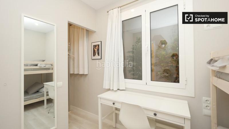 Foto a4a14a45-be86-4dc3-9cc0-40751b058793. Alquiler piso precioso apartamento de 3 dormitorios en alquiler en eixample dreta en Barcelona