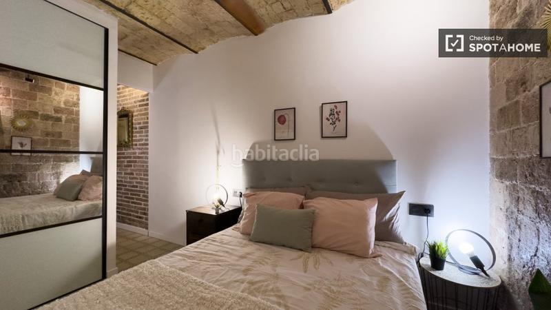 Foto 8081453f-1fb0-4a2c-95ae-6938c1d36790. Alquiler piso  de 1 habitación en alquiler en el poblesec, en Barcelona