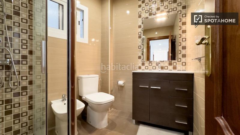 Foto e63b3c08-cfb0-4026-9a31-ea3602bad8de. Rent flat with heating in El Camp d´en Grassot i Gràcia Nova Barcelona