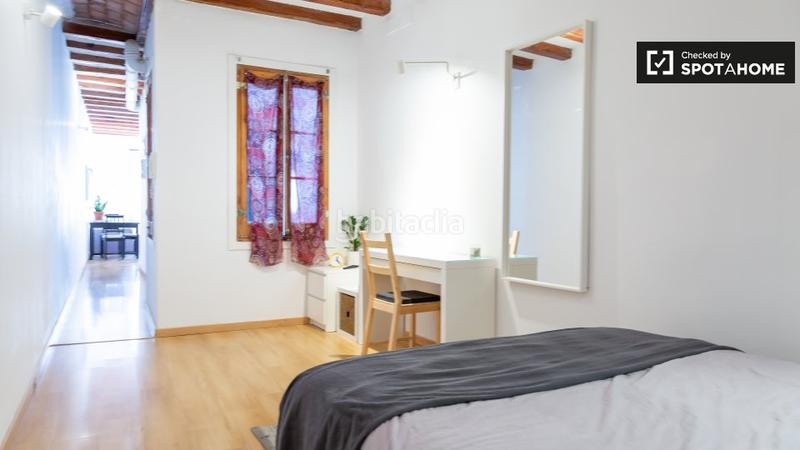 Foto 5307322d-cf89-4289-8557-d56ee85a4e5f. Alquiler piso elegante estudio en alquiler en el raval, . en Barcelona