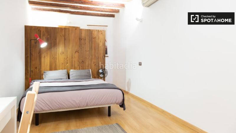 Foto 9e7ccba8-7523-4b85-b3bb-a3938bacb249. Alquiler piso elegante estudio en alquiler en el raval, . en Barcelona